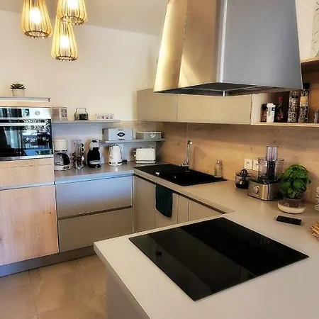 Appartamento Cozy With Garden In